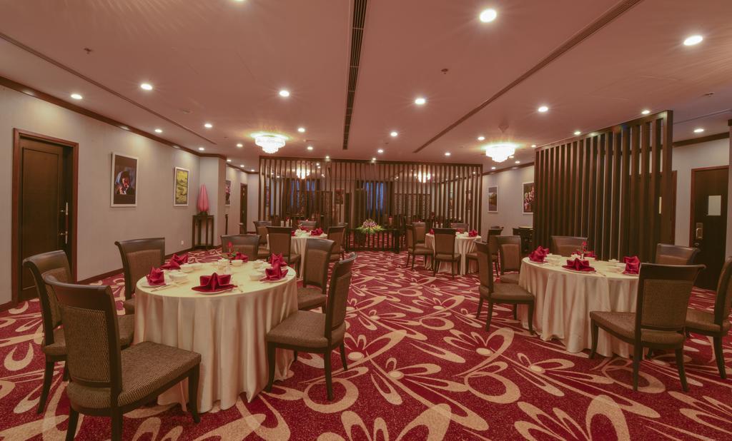 Aristo International Hotel Lao Cai Bagian luar foto