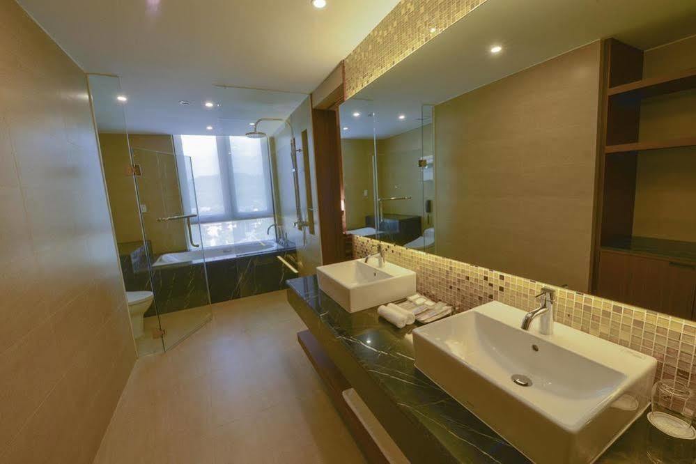 Aristo International Hotel Lao Cai Bagian luar foto